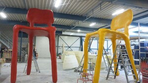 Uitvergroting stoelen ontwerper Maarten Baas Project - Blowups